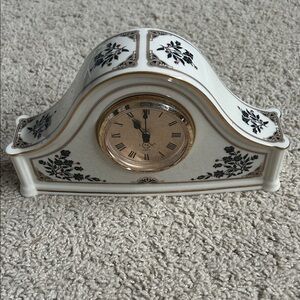 Lenox White and Gold Floral Mantel Clock